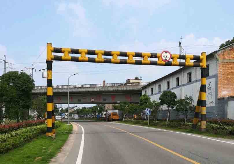 宁波铁路限高架